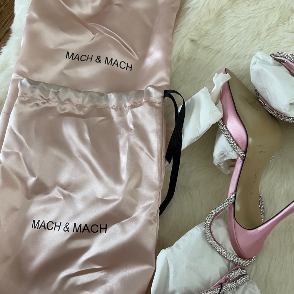 MACH & MACH
Double Bow crystal-embellished silk-satin point-toe pumps - Picture 5 of 13
